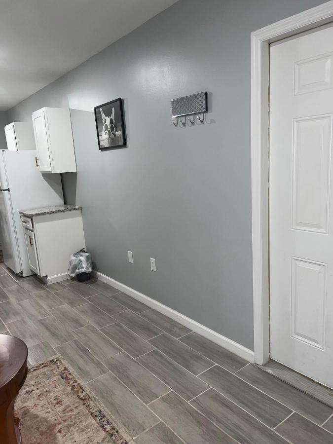 Cozy Inspired Studio Apartment Newark Eksteriør bilde